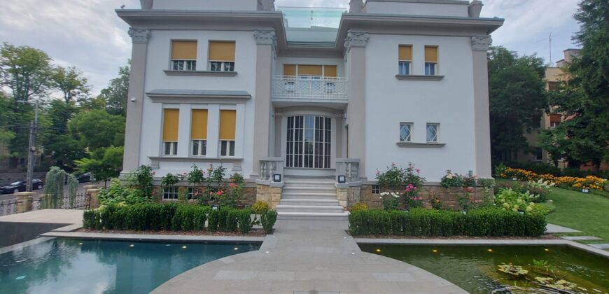 ULTRALUXURY VILLA is FOR SALE in the 12th district!
