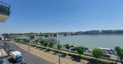 FULL DANUBE PANORAMIC BALCONY APARTMENT is FOR SALE on the BEM embankment!