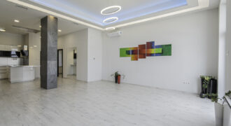 FULL DANUBE PANORAMIC BALCONY APARTMENT is FOR SALE on the BEM embankment!